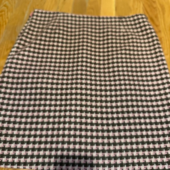 Kicky pink taupe and cream wool blend knee length skirt w pink silk lining - Picture 6 of 13